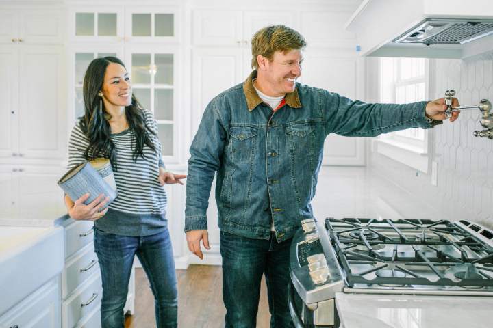 Chip and Joanna Gaines on Fixer Upper