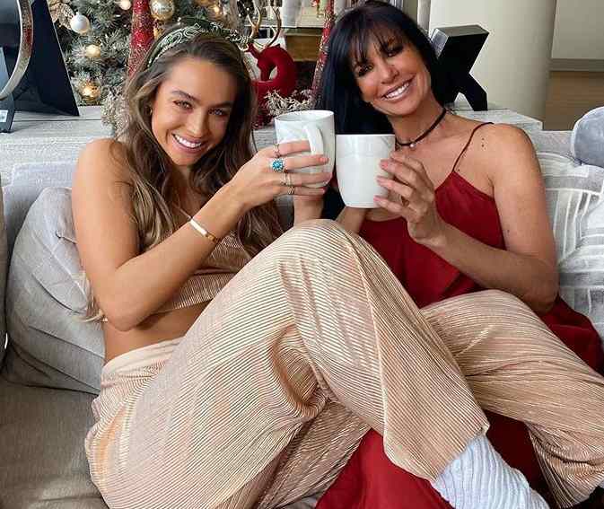 Sommer Ray with her mother, Shannon Ray