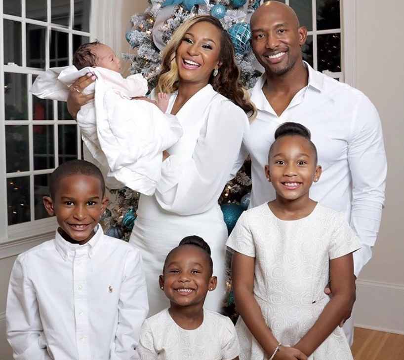 Melody Holt with her husband, Martell and kids